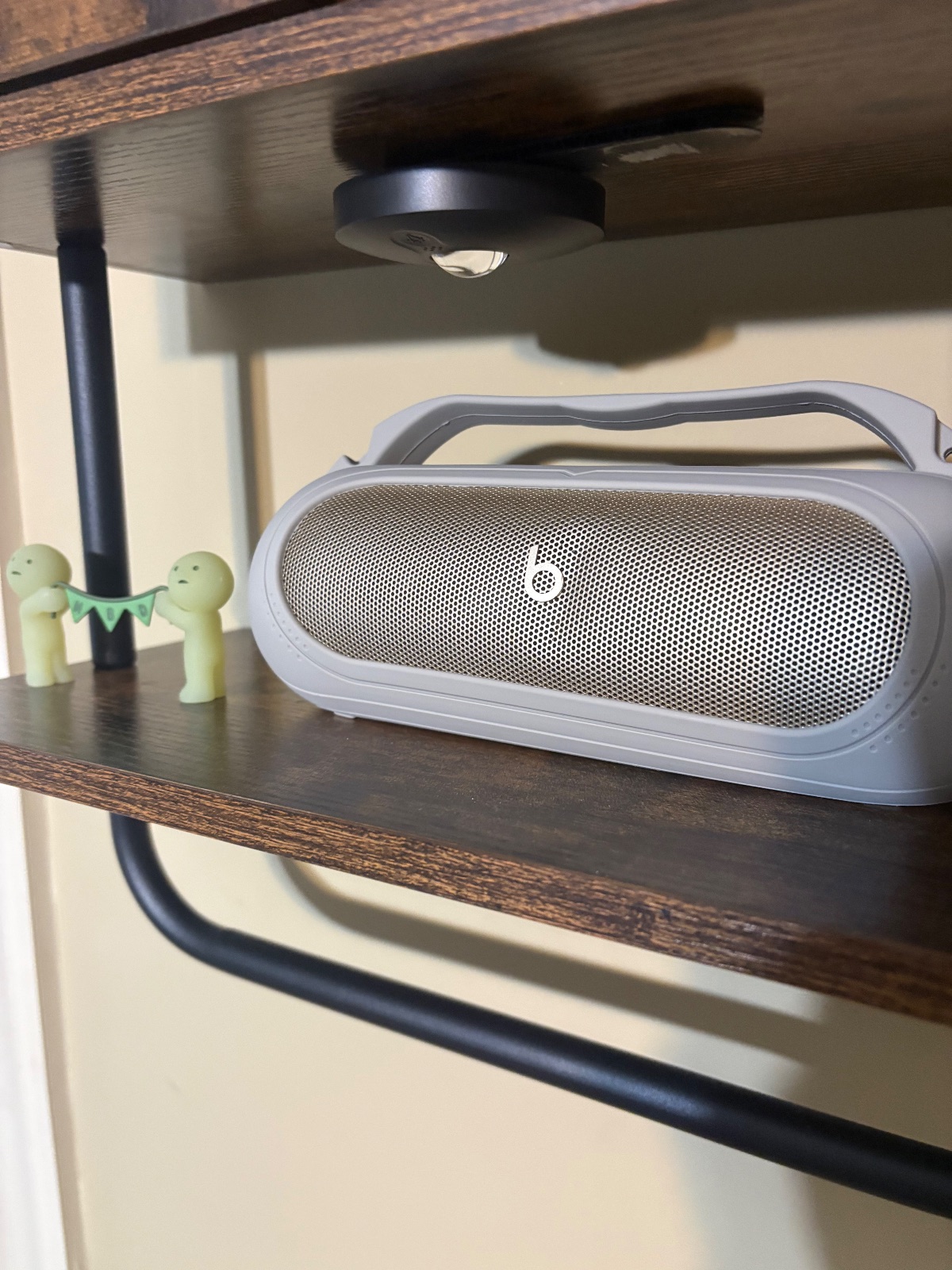 Beatpill speaker